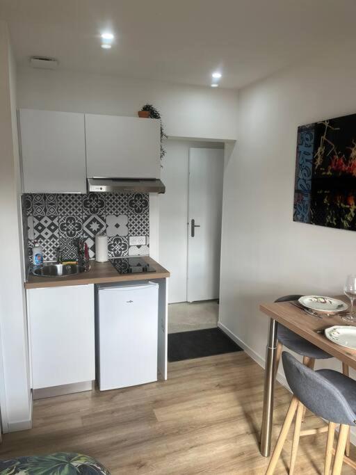 Verdi Studio Cosy Au Calme Parking Gratuit Chasse-sur-Rhone Exterior photo